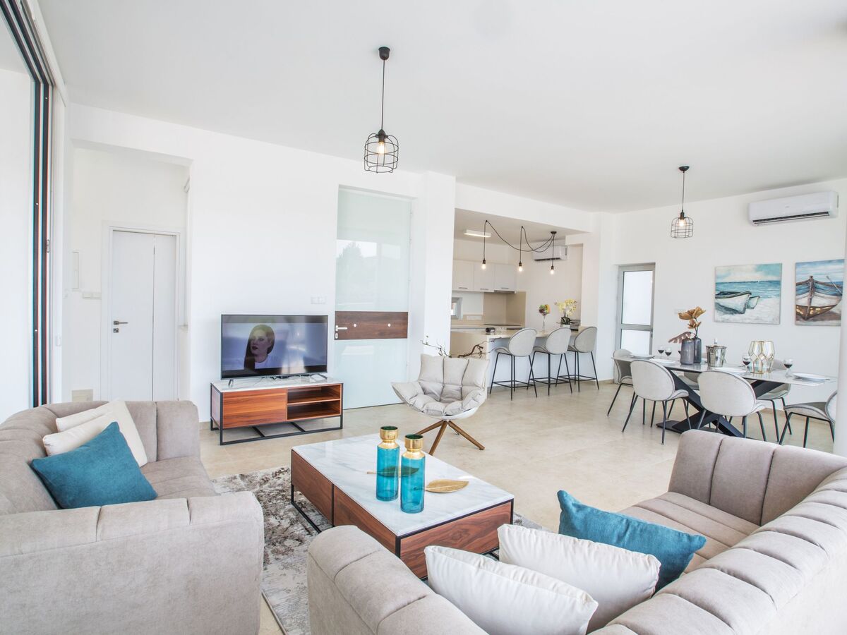 3-Schlafzimmer-Villa mit privatem Pool im Zentrum - Photo 6