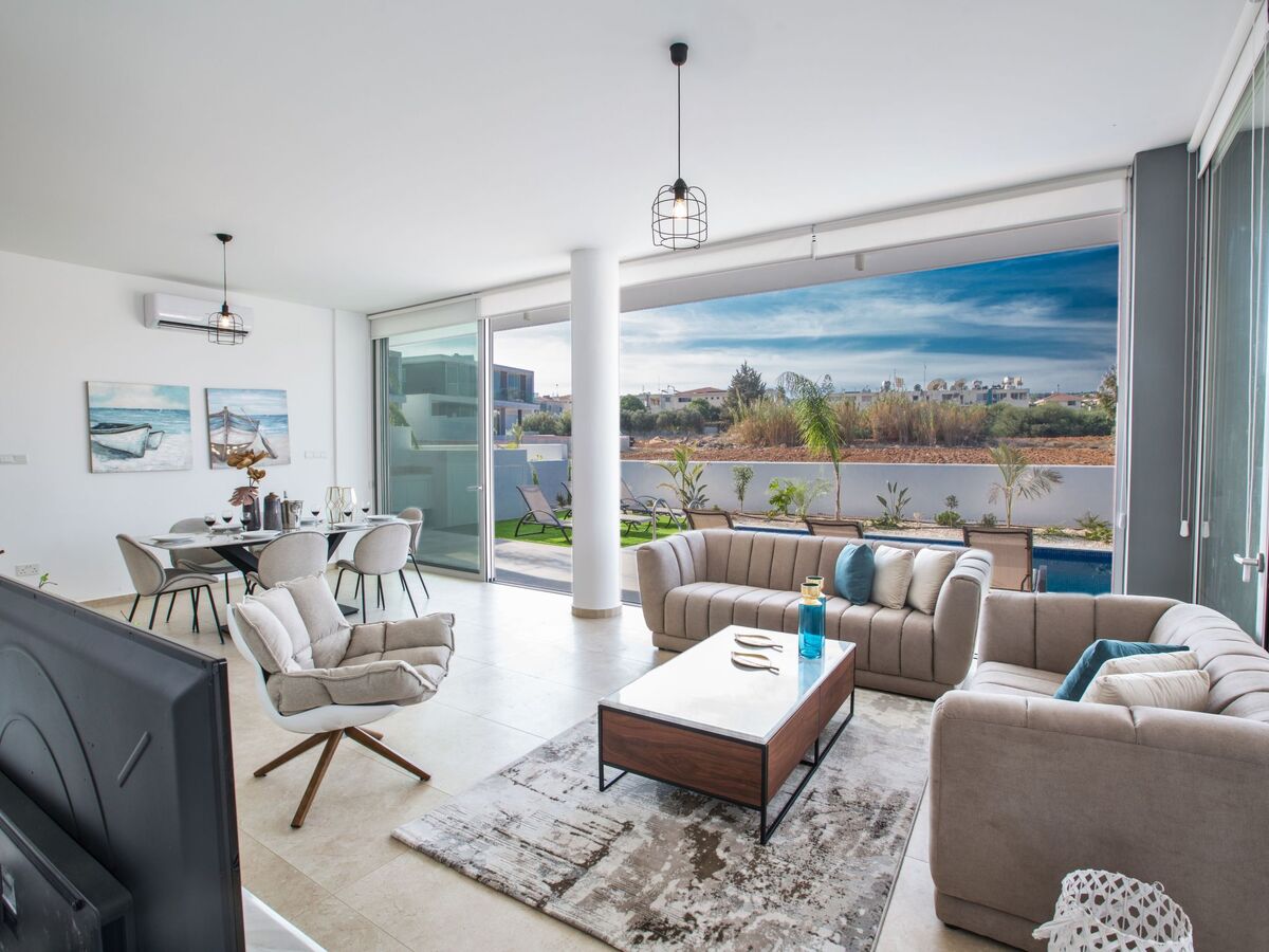 3-Schlafzimmer-Villa mit privatem Pool im Zentrum - Photo 9