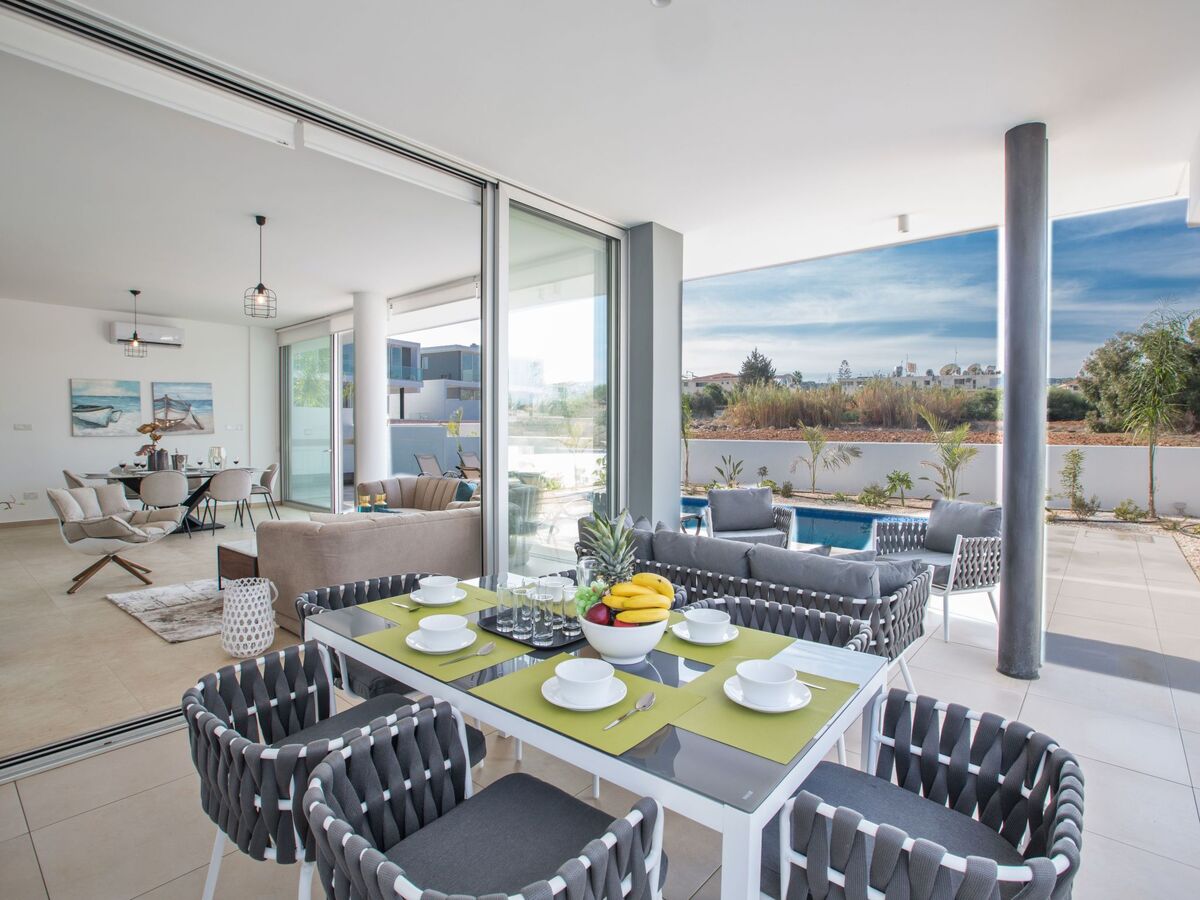 3-Schlafzimmer-Villa mit privatem Pool im Zentrum - Photo 10