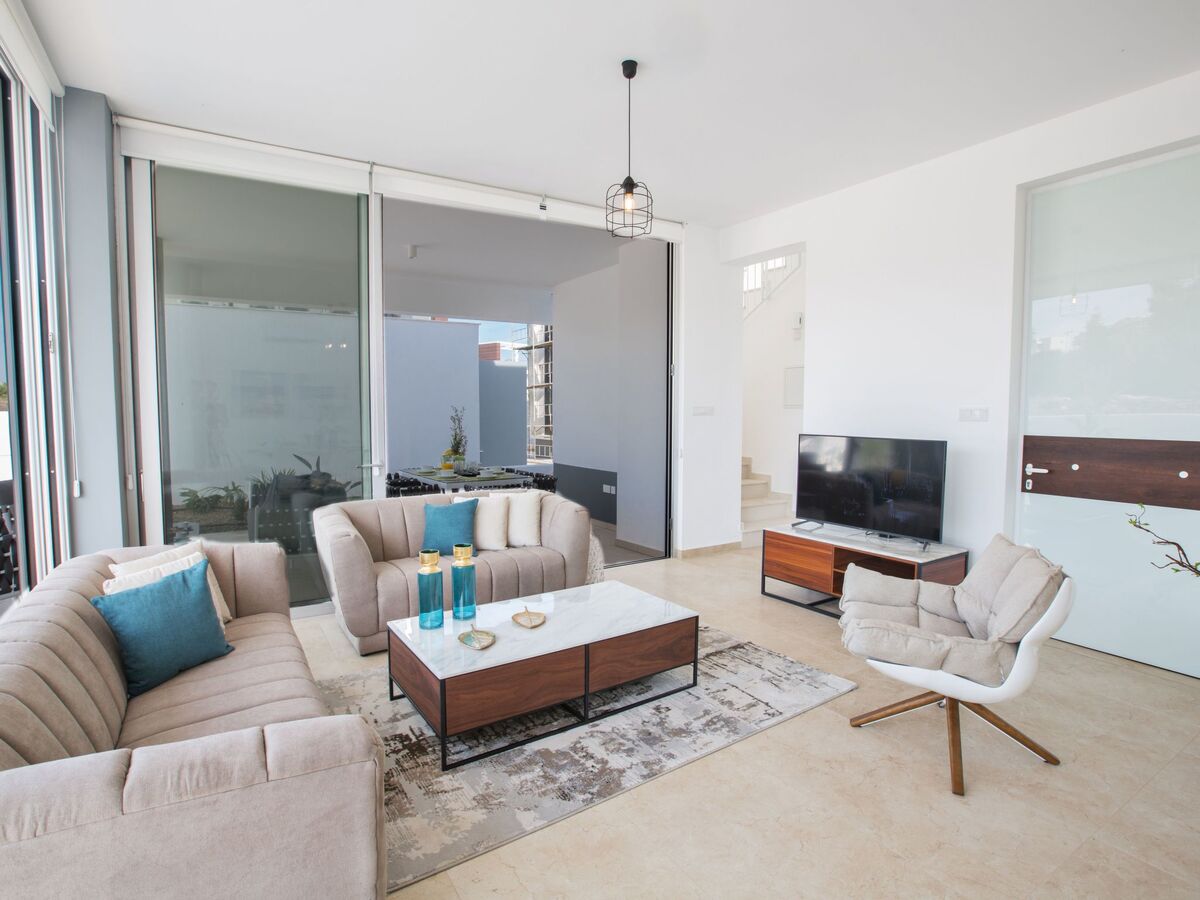 3-Schlafzimmer-Villa mit privatem Pool im Zentrum - Photo 13