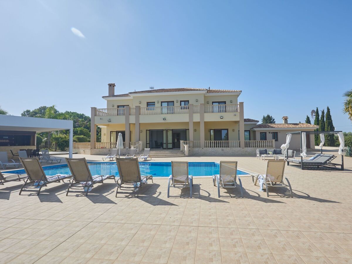 Villa 7 chambres avec piscine et vue mer à Protaras - Photo 2