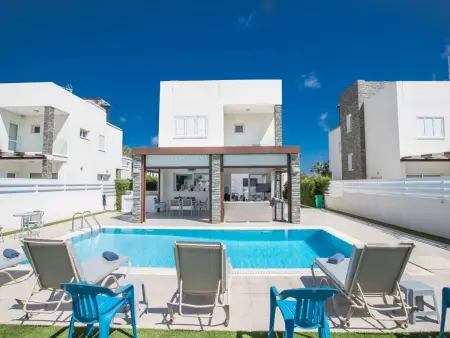 Villa 4 chambres avec piscine privée à Protaras : photo 3