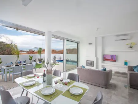 Villa contemporaine 2 chambres avec piscine privée à Protaras : photo 7