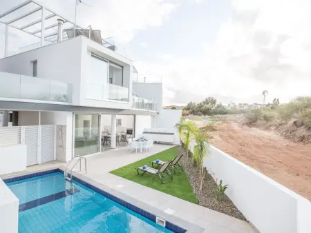 Villa contemporaine 2 chambres avec piscine privée à Protaras : photo 21