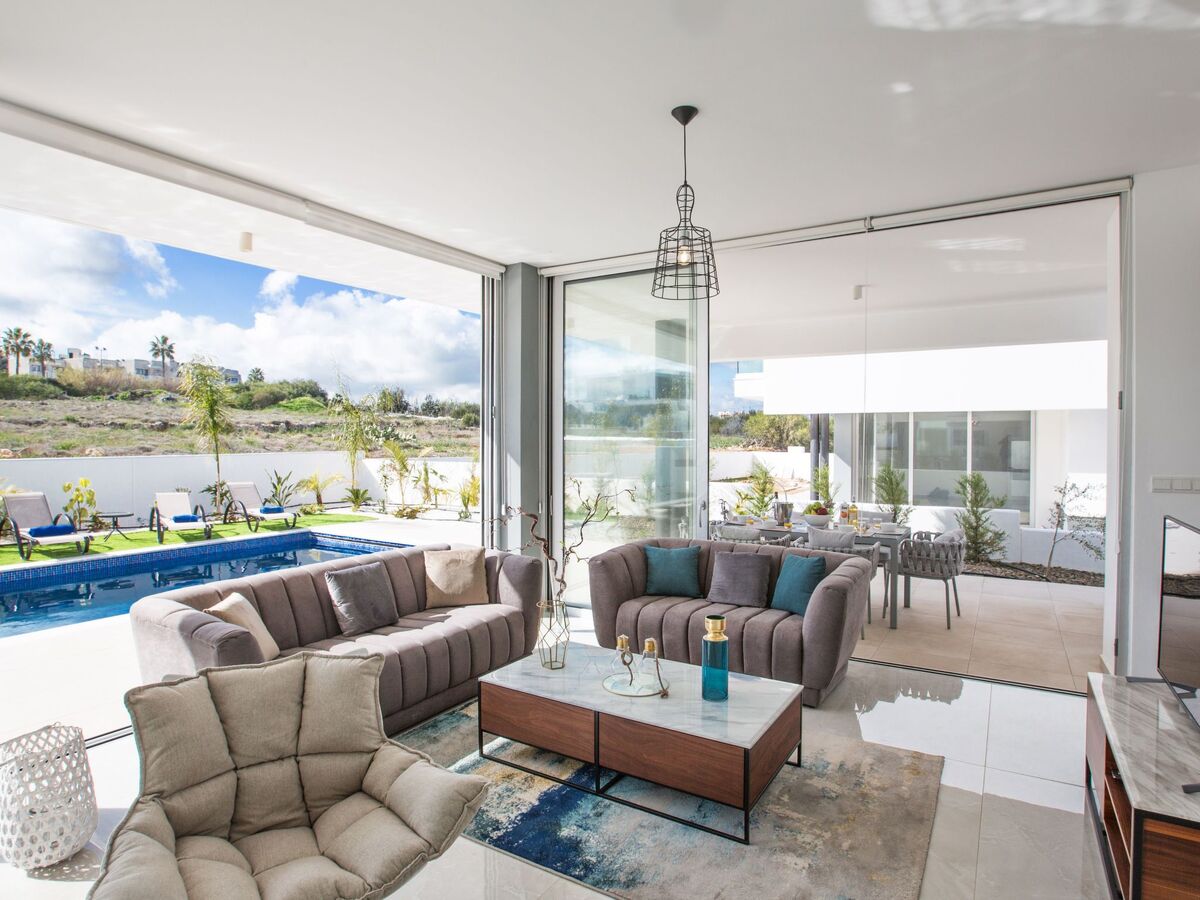 3-Schlafzimmer-Villa mit privatem Pool im Zentrum - Photo 12
