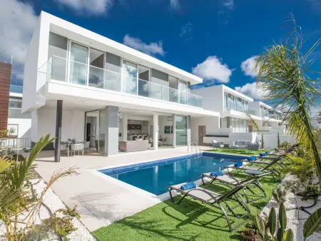 Location maison à Protaras, 3-Schlafzimmer-Villa mit privatem Pool im Zentrum