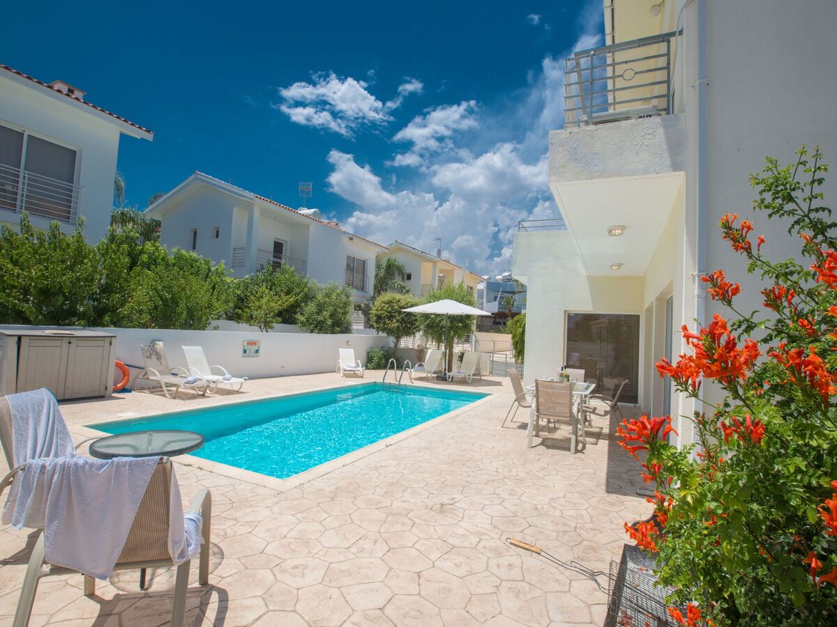 Helle Ferienvilla mit Pool, Maison 7 personnes à Protaras - Photo 3