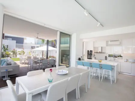 Villa Olivine : 4 chambres avec piscine et vue mer à Protaras : photo 12