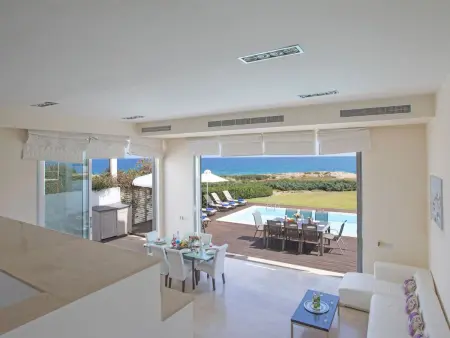 Villa 4 chambres Protaras, piscine privée et vue mer : photo 9