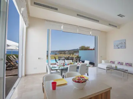 Villa 4 chambres Protaras, piscine privée et vue mer : photo 12