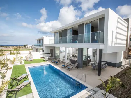 Villa contemporaine 3 chambres avec piscine privée à Protaras : photo 2