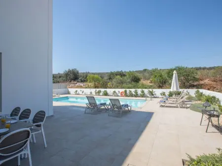 Villa neuve 5 chambres avec piscine à Protaras : photo 6