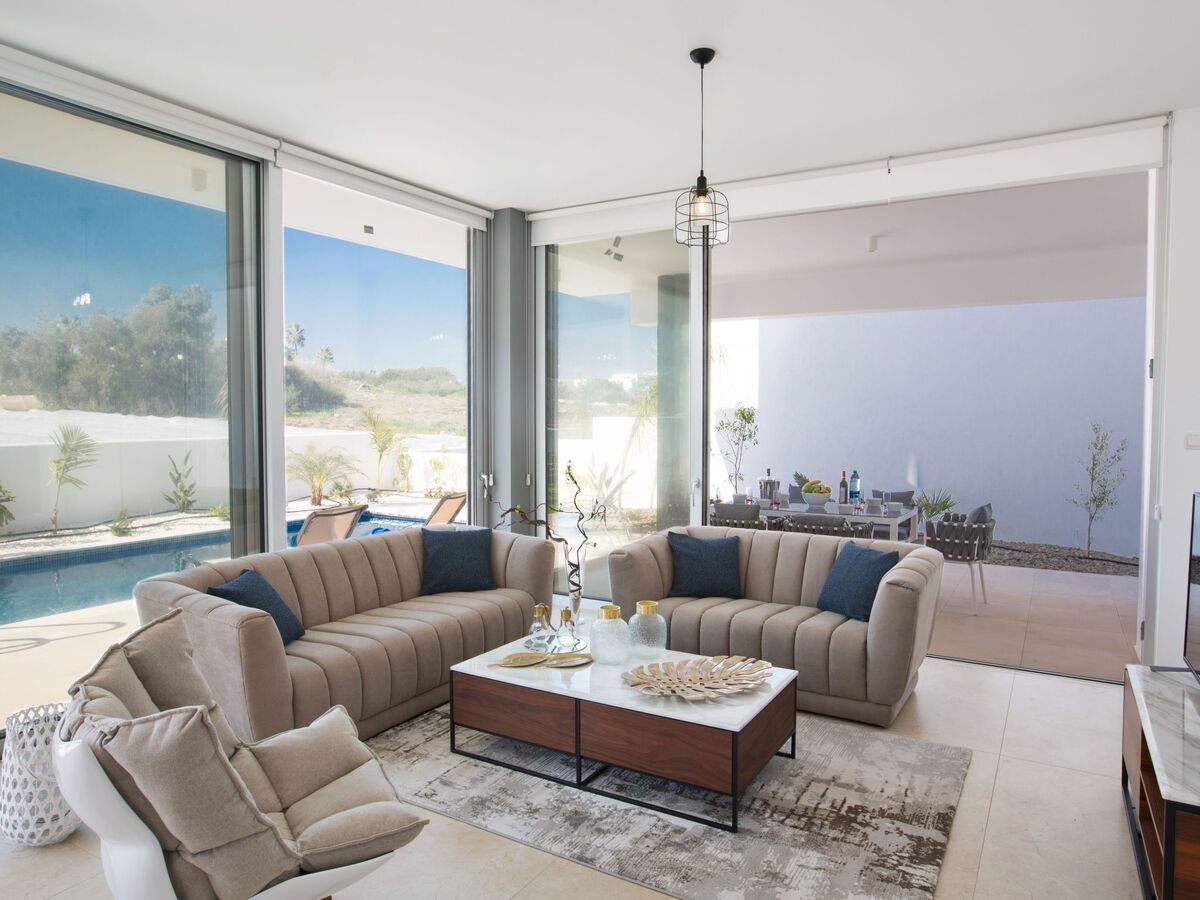 3-Schlafzimmer-Villa mit privatem Pool im Zentrum - Photo 11