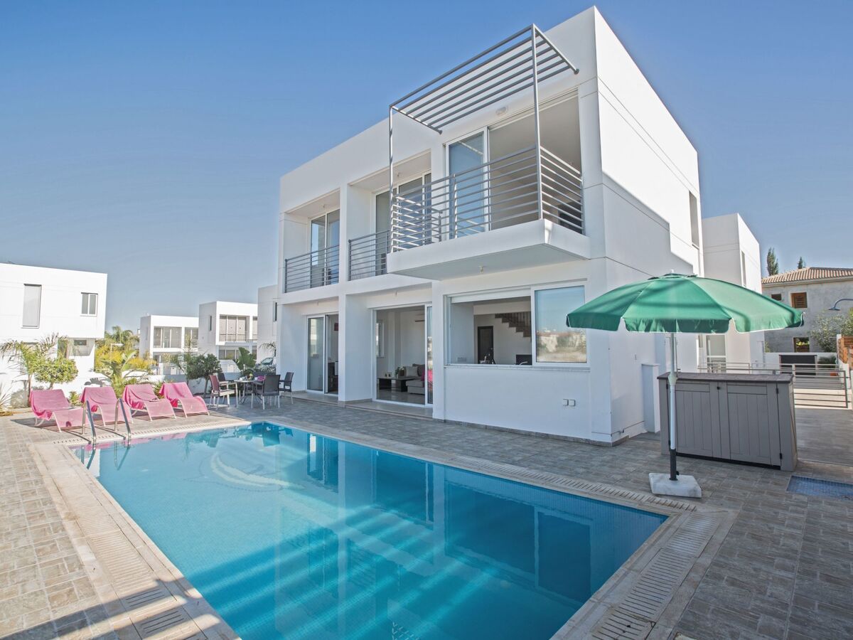 Protaras Perle Villa PE16, Maison 7 personnes à Protaras - Photo 1