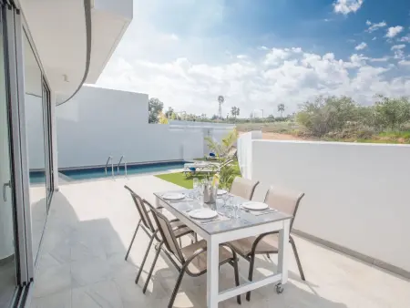 Villa contemporaine 2 chambres avec piscine privée à Protaras : photo 3