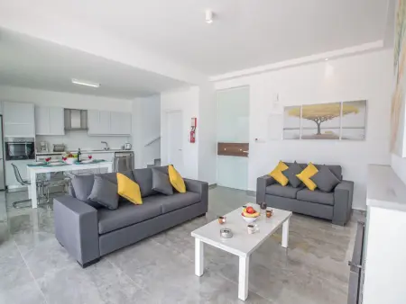 Villa contemporaine 2 chambres avec piscine privée à Protaras : photo 10