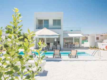 Villa 5 chambres avec piscine débordante à Protaras : photo 5