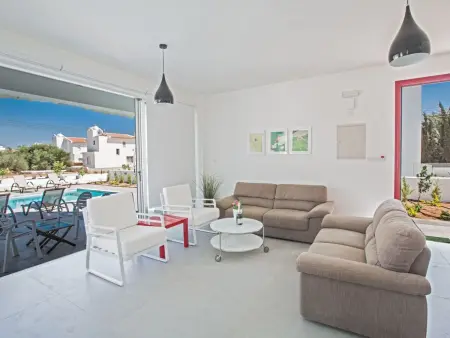 Villa 5 chambres avec piscine débordante à Protaras : photo 6
