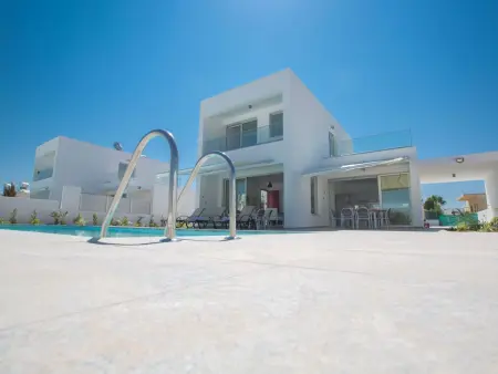Villa 5 chambres avec piscine débordante à Protaras : photo 24