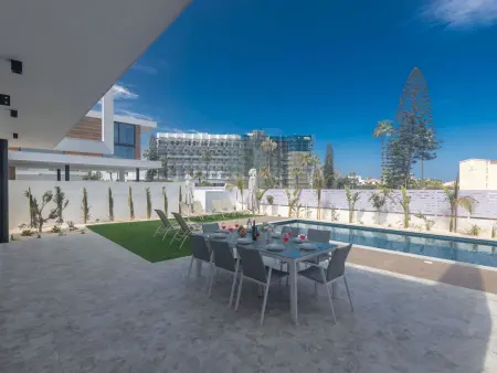 Protaras Aqua Pearl Villa AQ05 – Piscine privée : photo 5