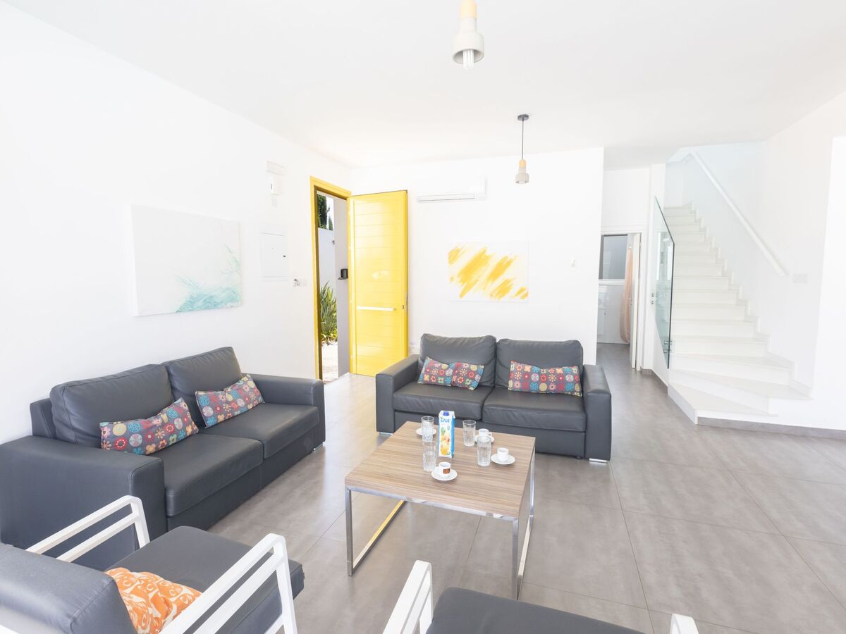 Greco Villa CCV4. 5-Schlafzimmer-Villa mit privatem Pool in Protaras Zentrum - Photo 11