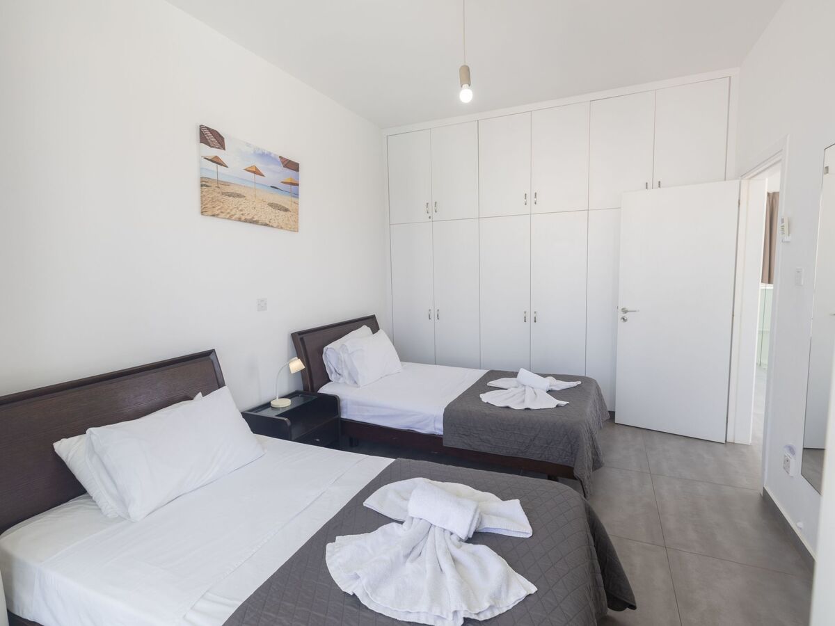 Greco Villa CCV4. 5-Schlafzimmer-Villa mit privatem Pool in Protaras Zentrum - Photo 18