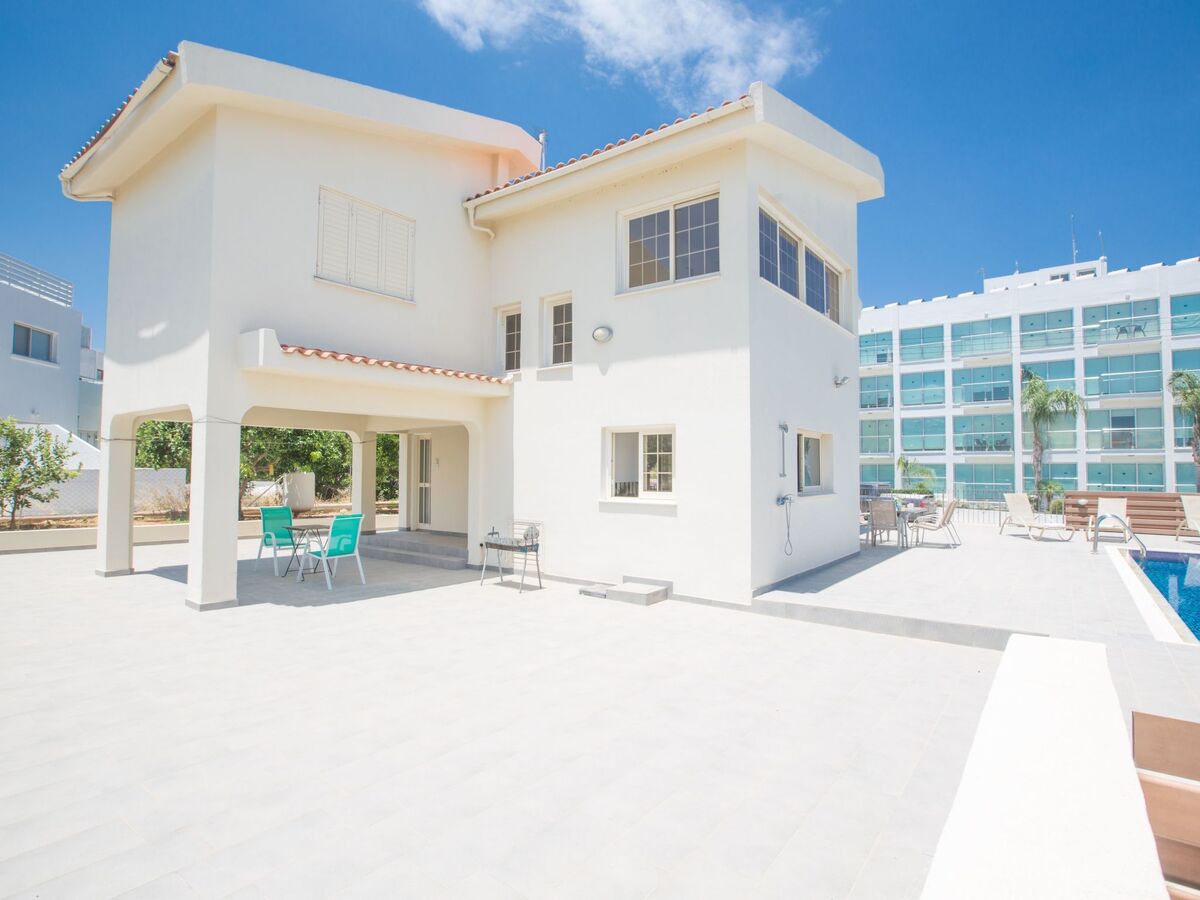 Wunderschöne Villa mit privatem Pool und großem Garten - Photo 4