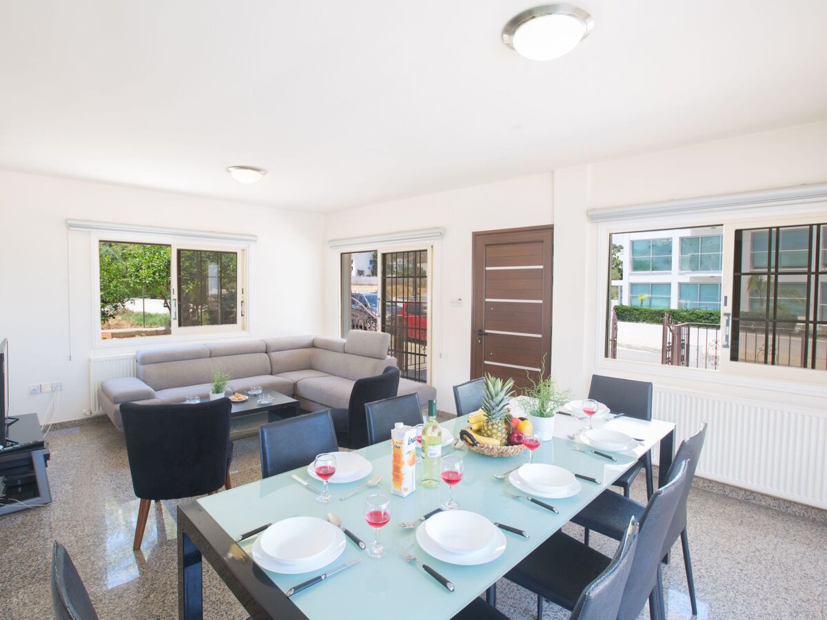 Wunderschöne Villa mit privatem Pool und großem Garten - Photo 11