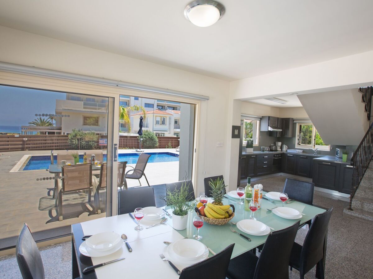 Wunderschöne Villa mit privatem Pool und großem Garten - Photo 23