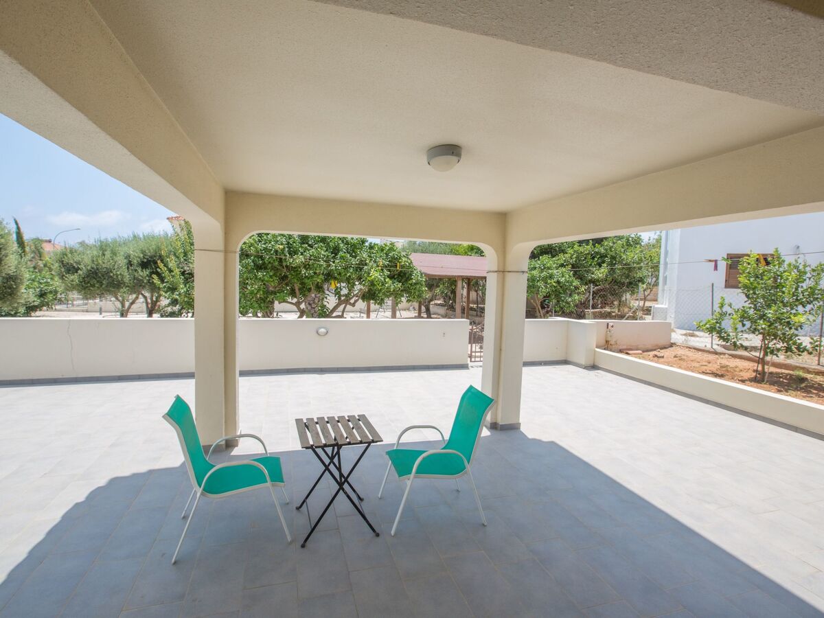 Wunderschöne Villa mit privatem Pool und großem Garten - Photo 26
