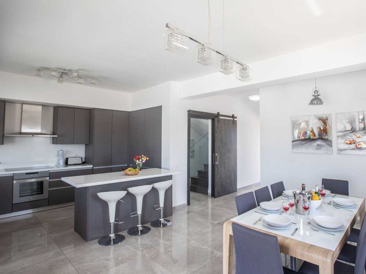 Geräumiges Ferienhaus für 12 Personen in Paralini - Photo 10