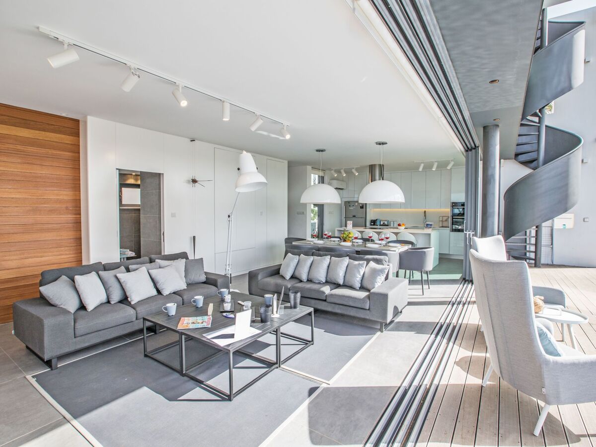 Maison 4 chambres Paralimni, piscine 15m et terrasse - Photo 20