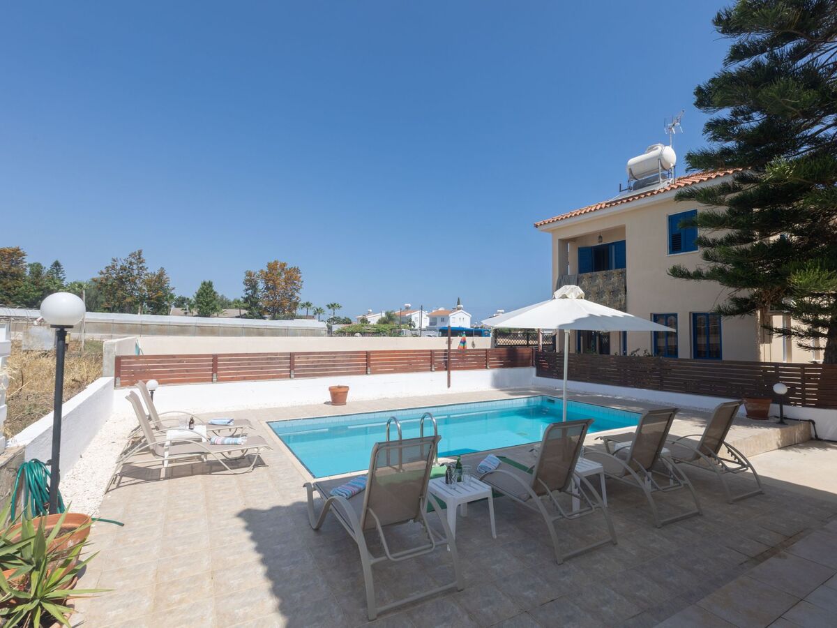 Villa Holiday Villa 5 chambres, piscine privée à Paralimni - Photo 4