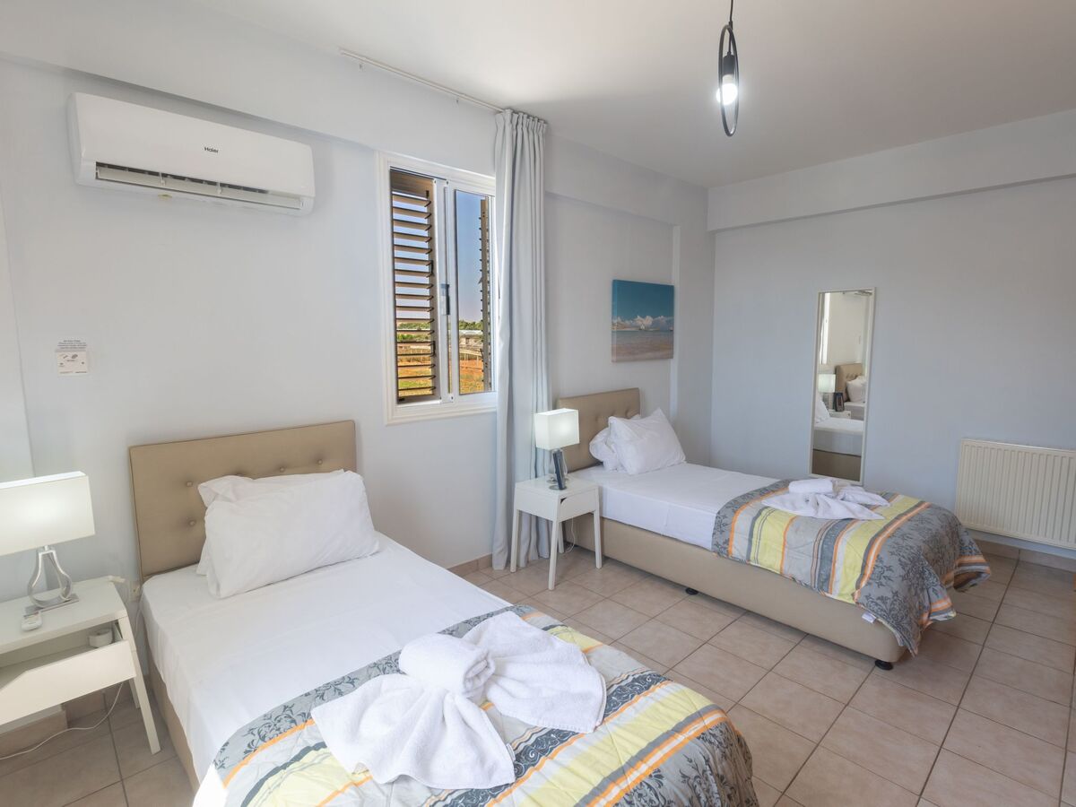 Villa Holiday Villa 5 chambres, piscine privée à Paralimni - Photo 17
