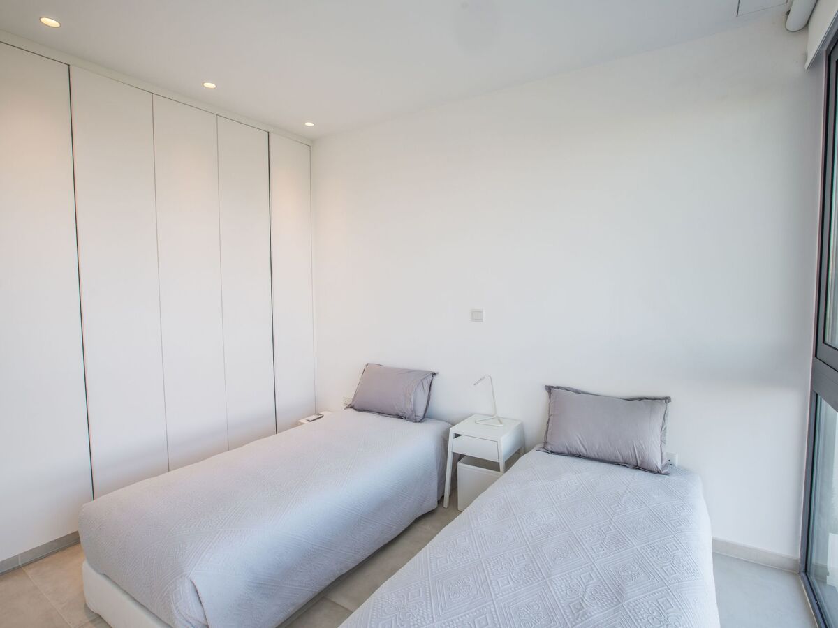 Villa moderne 3 chambres avec piscine privée à Paralimni - Photo 17