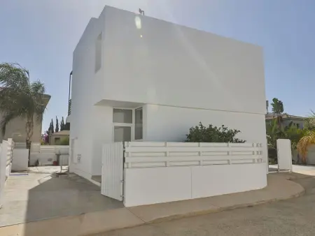 Villa Pearl PE17 à Paralimni, piscine privée et parking : photo 19
