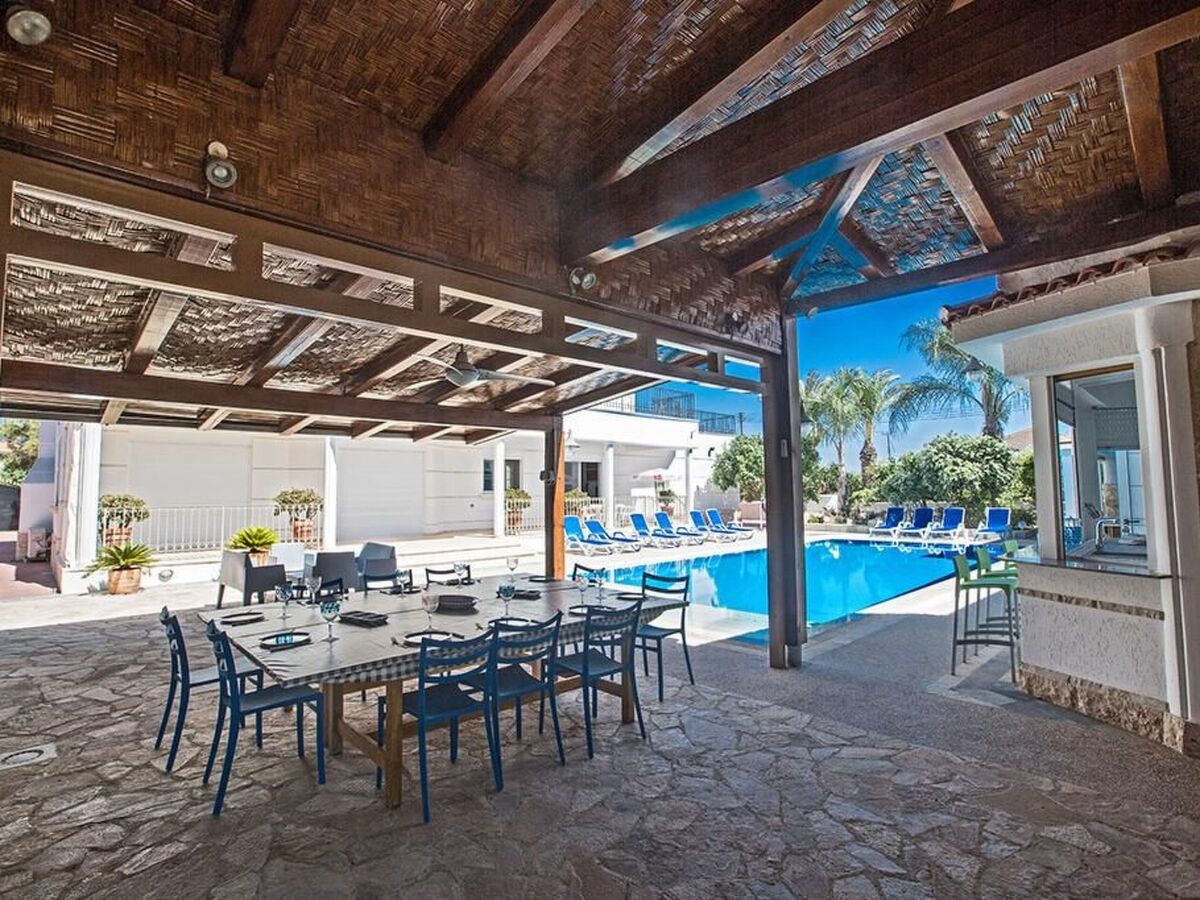 Villa 5 chambres à Paralimni, piscine privée et vue spectaculaire - Photo 5