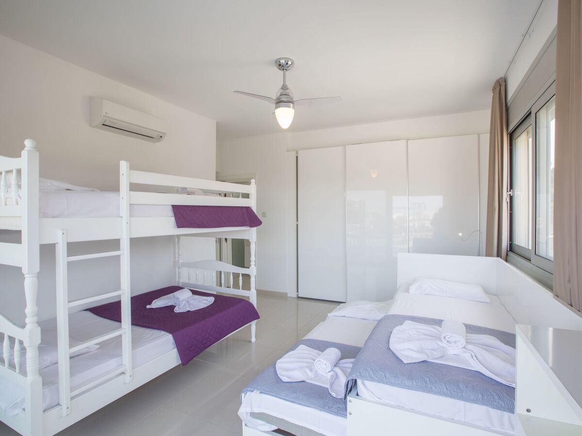 5 Schlafzimmer Privater Pool in Protaras Zentrum - Photo 13