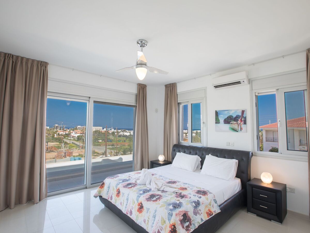 5 Schlafzimmer Privater Pool in Protaras Zentrum - Photo 14
