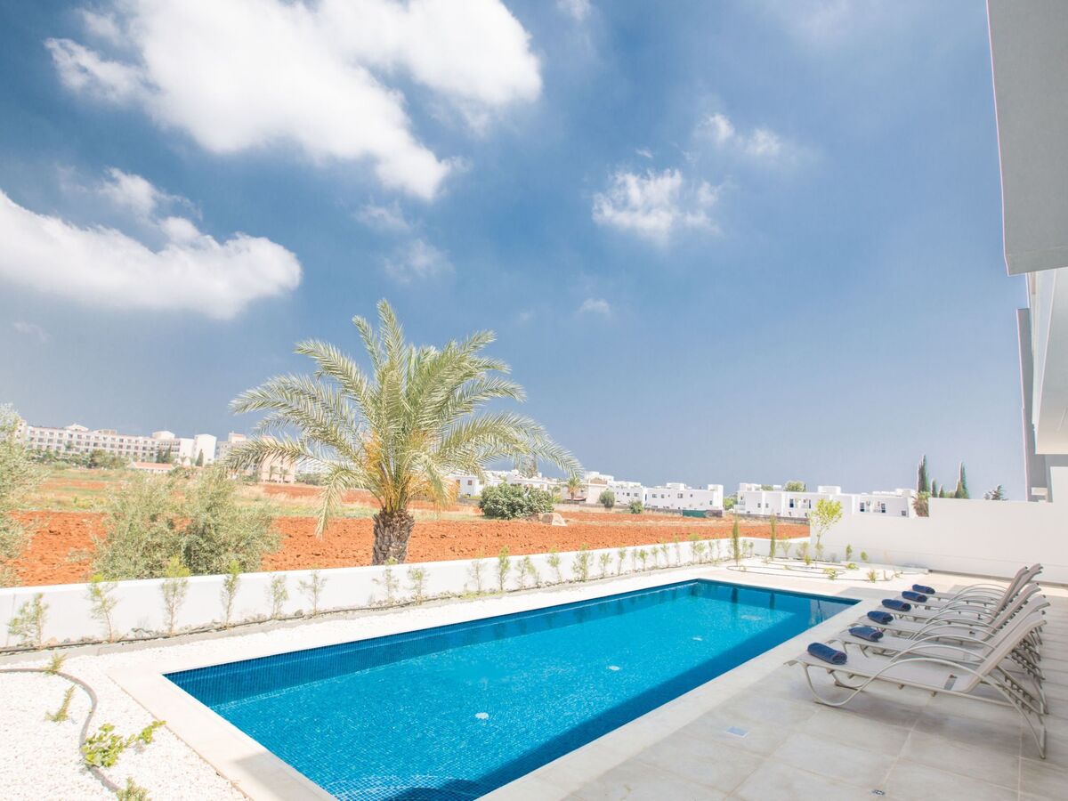 Villa neuve 3 chambres avec piscine privée à Protaras - Photo 3