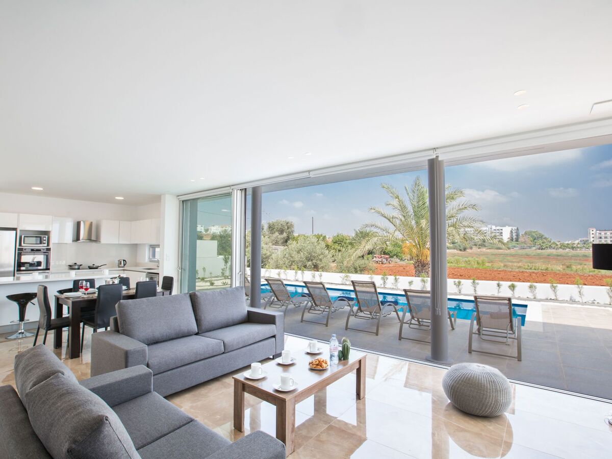 Villa neuve 3 chambres avec piscine privée à Protaras - Photo 8
