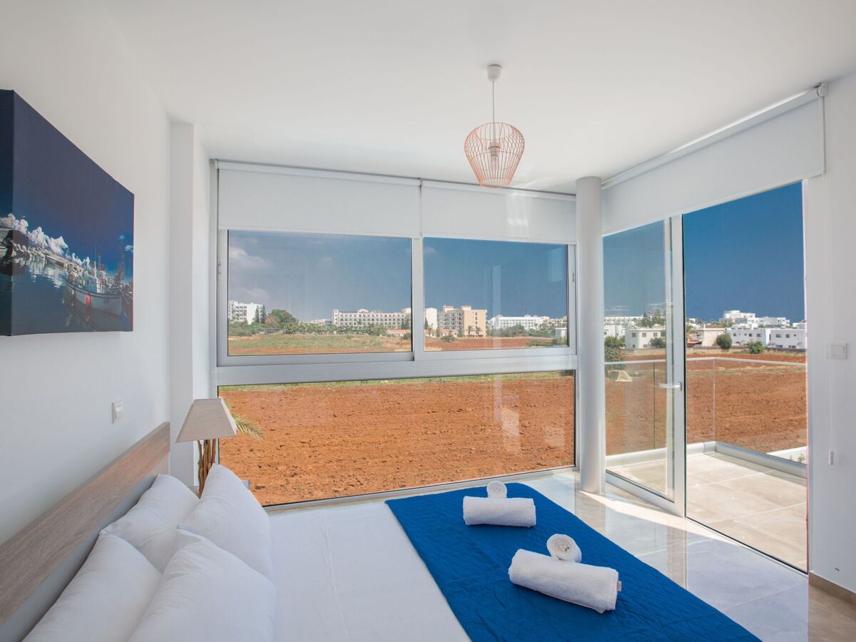 Villa neuve 3 chambres avec piscine privée à Protaras - Photo 12