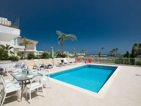 Villa 4 chambres vue mer à Protaras, accès direct plage : photo 4