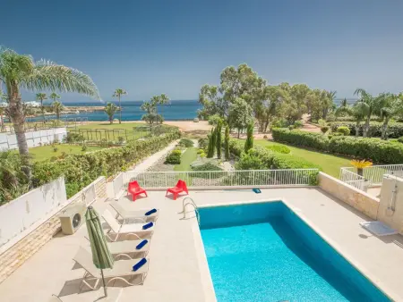 Villa 4 chambres vue mer à Protaras, accès direct plage : photo 5