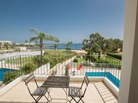 Villa 4 chambres vue mer à Protaras, accès direct plage : photo 14