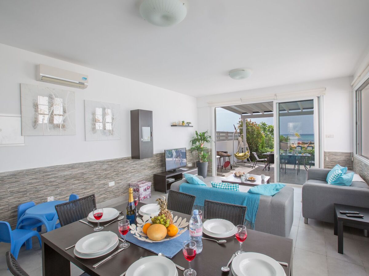 Villa moderne 3 chambres à 20m de la mer, Ayia Napa - Photo 13