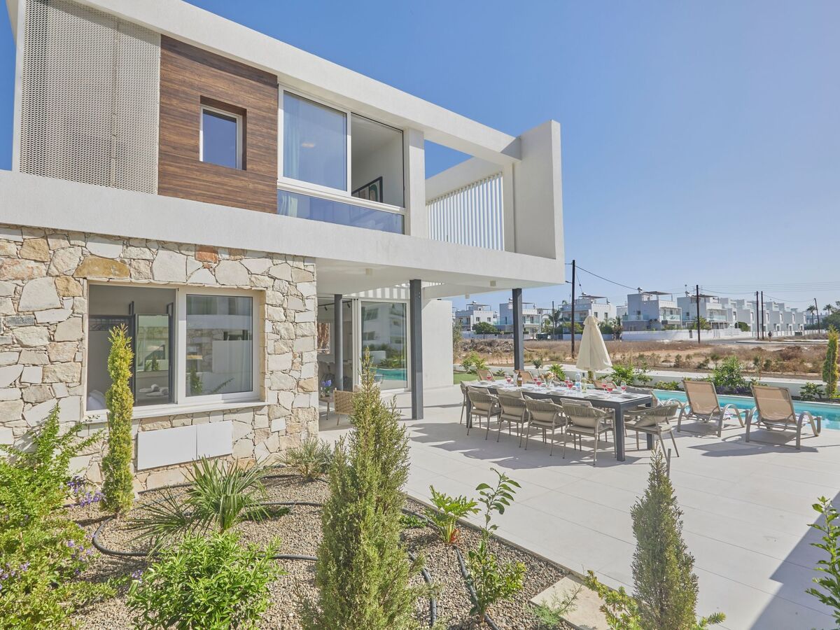 Villa Kube 1 : 5 chambres, piscine chauffée à Ayia Napa - Photo 2