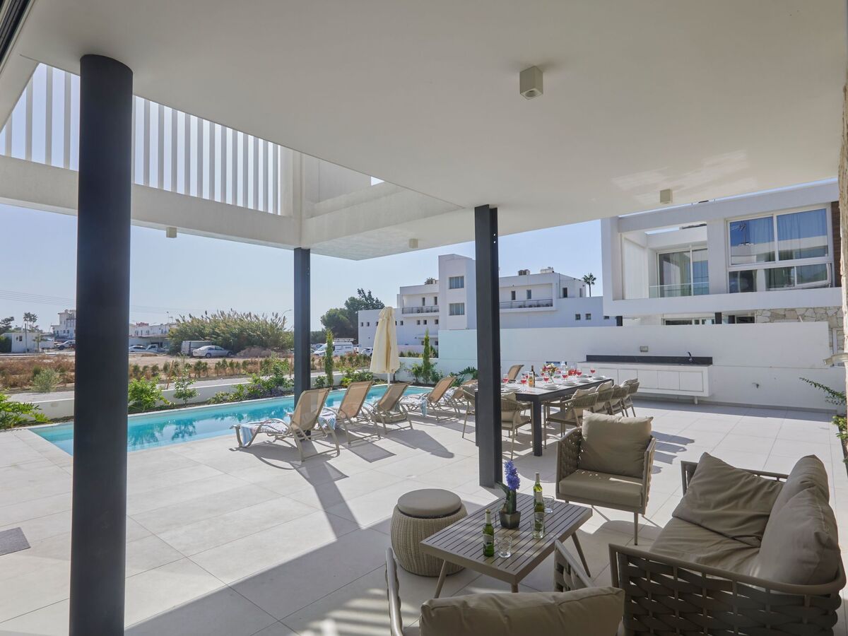 Villa Kube 1 : 5 chambres, piscine chauffée à Ayia Napa - Photo 6