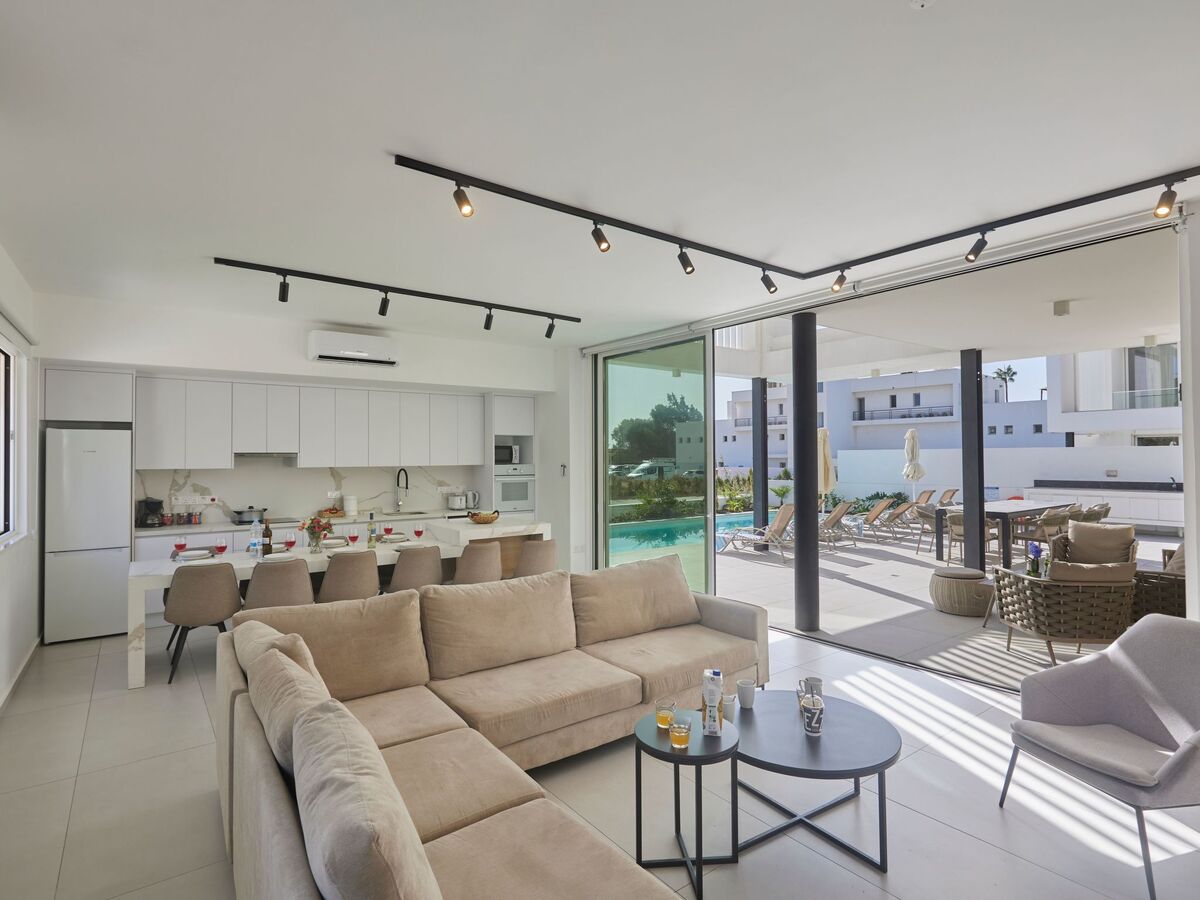 Villa Kube 1 : 5 chambres, piscine chauffée à Ayia Napa - Photo 9