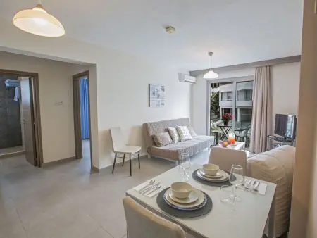 Appartement 1 chambre de 60 m² au centre d'Ayia Napa : photo 2